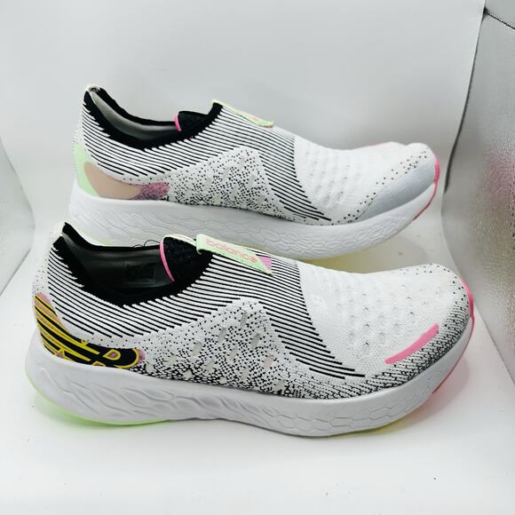 Size 9 - New Balance Fresh Foam X 1080 White Vibrant Green 2022 - W1080SLM - Picture 2 of 8